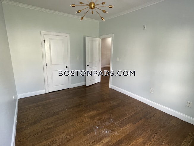 Boston - $2,775 /mo