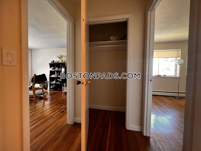 Boston - $3,200 /mo