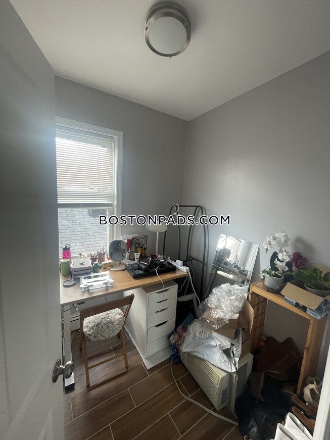 Somerville - $3,700 /mo