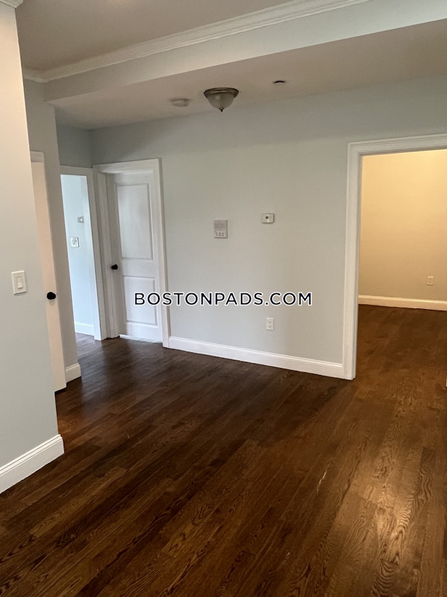 Boston - $2,775 /mo