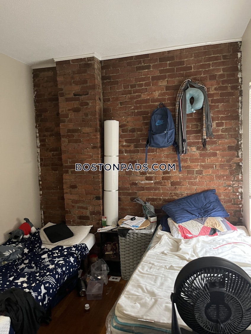 Boston - $2,795 /month