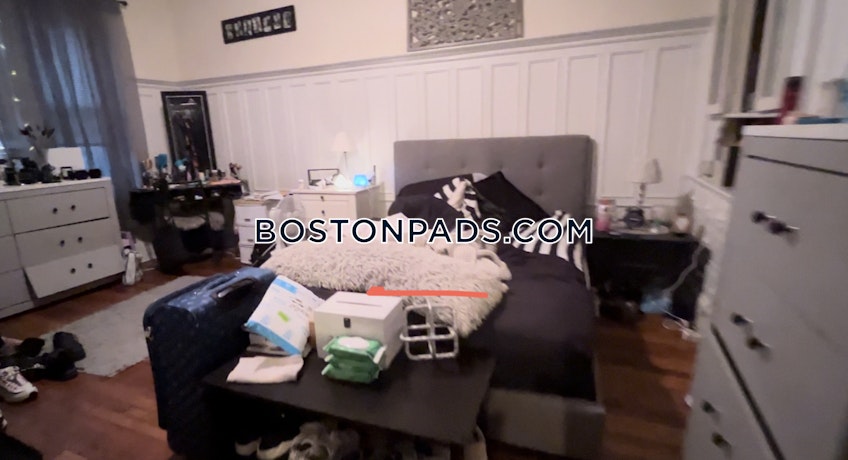 Boston - $4,550 /month