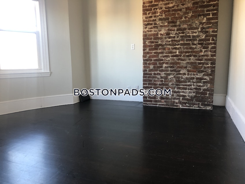 Boston - $3,500 /month