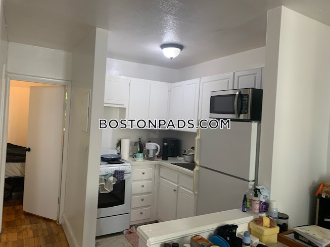 Boston - $1,890 /mo