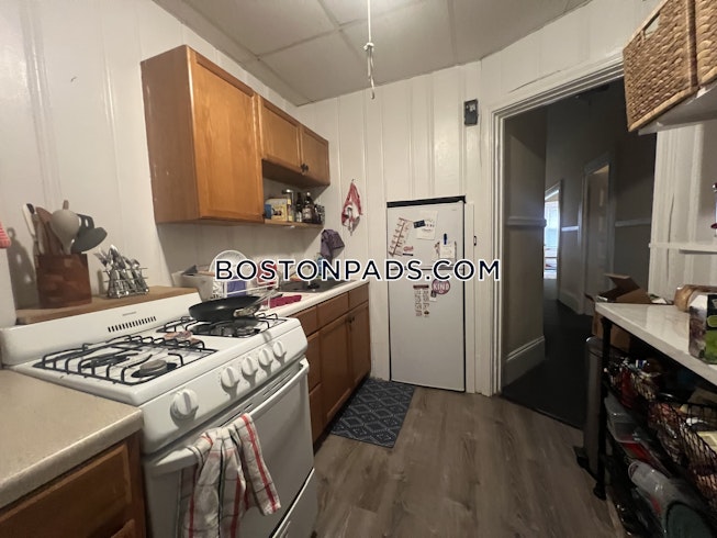 Boston - $3,900 /mo