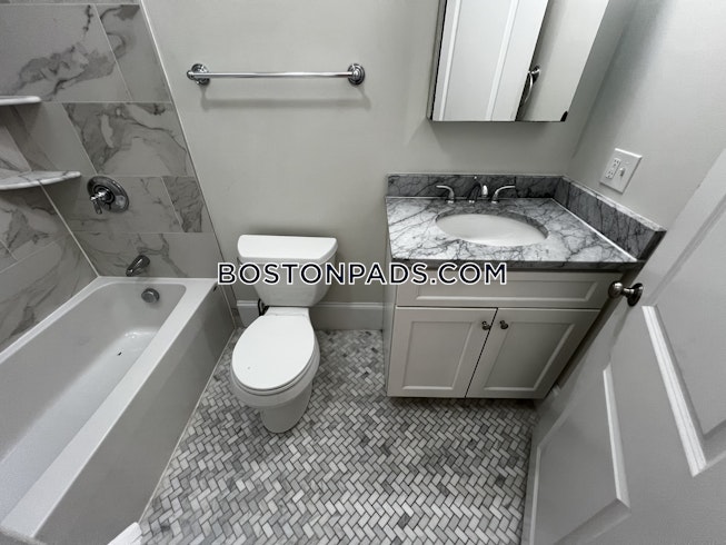 Boston - $3,950 /mo