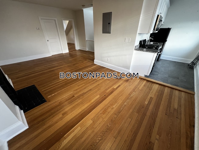 Boston - $3,950 /mo