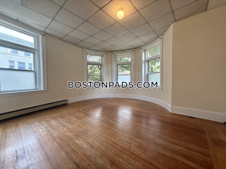 greenough St., Brookline