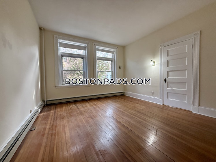 greenough St., Brookline