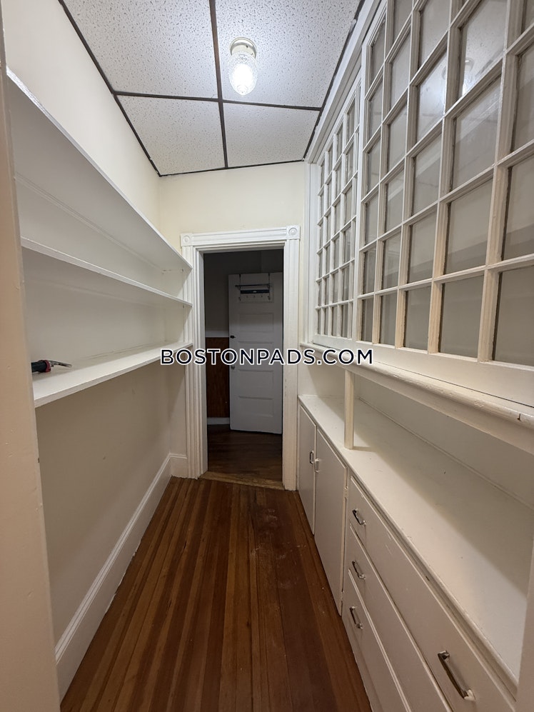 greenough St., Brookline