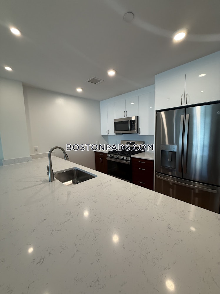 Gerry Rd., Brookline