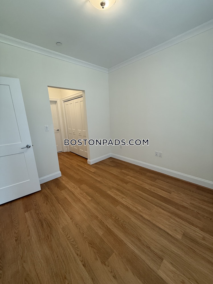 Gerry Rd., Brookline