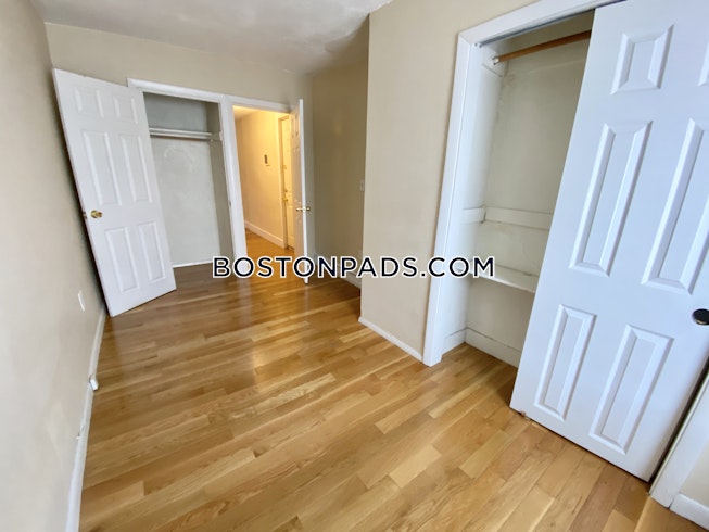 Boston - $3,200 /mo