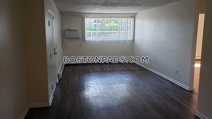 Boston - $2,450 /month