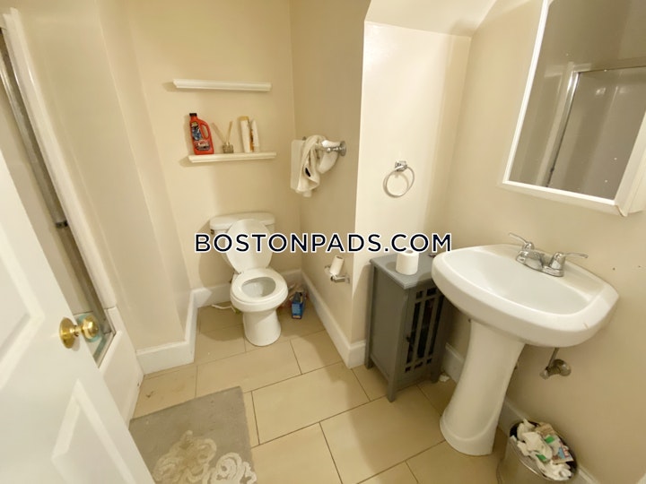 Beacon St. Boston picture 15