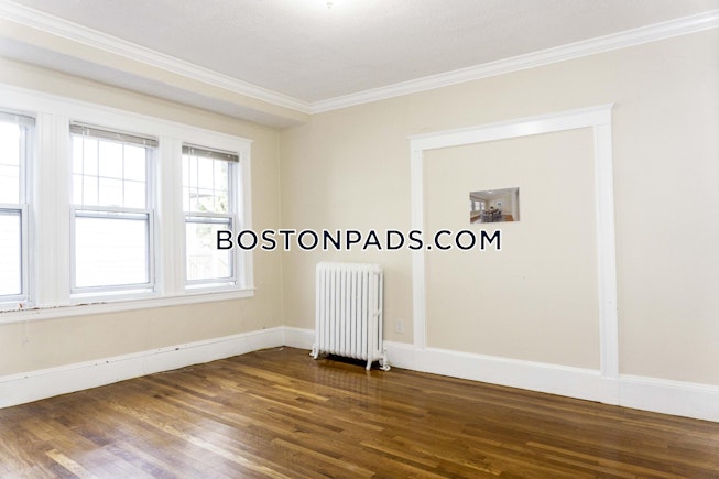 Boston - $2,225 /mo