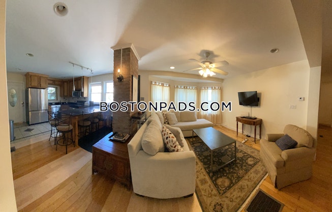 Boston - $6,000 /mo