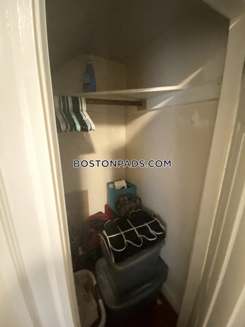 Boston - $2,500 /month