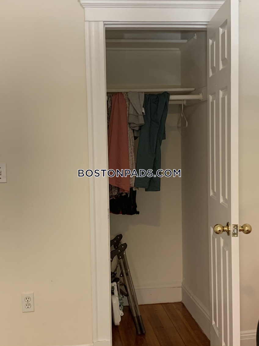 Boston - $2,475 /month