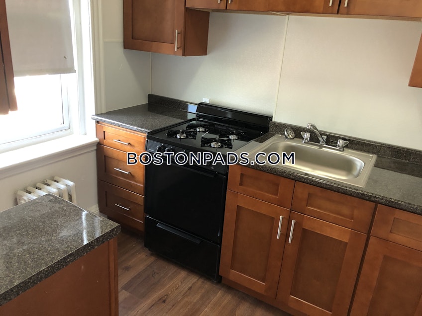 Boston - $2,550 /month