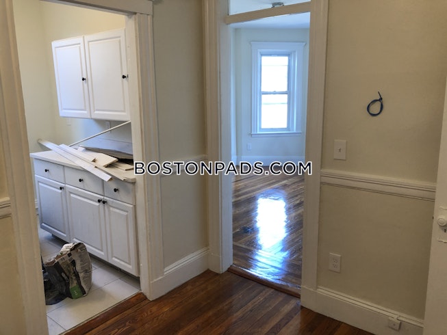 Boston - $2,150 /mo