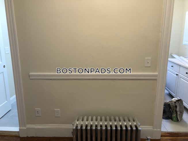 Boston - $2,150 /mo