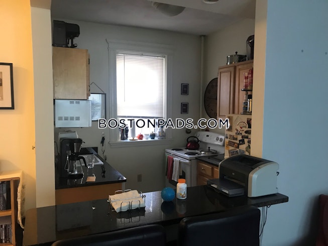 Boston - $1,875 /mo