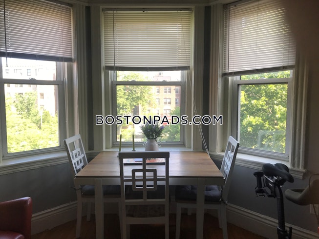 Boston - $1,875 /mo