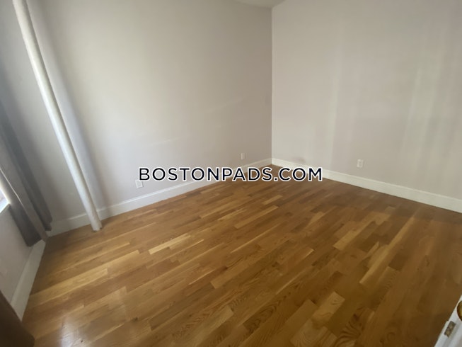 Boston - $4,500 /mo