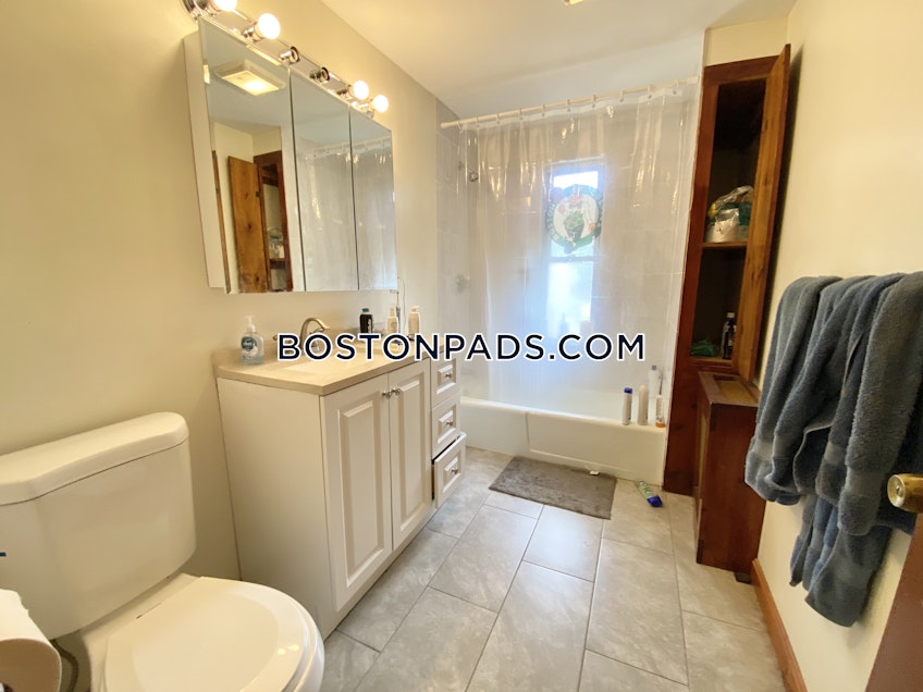 Boston - $1,950 /month