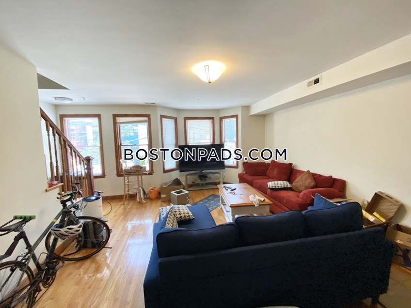 Boston - $5,200 /month