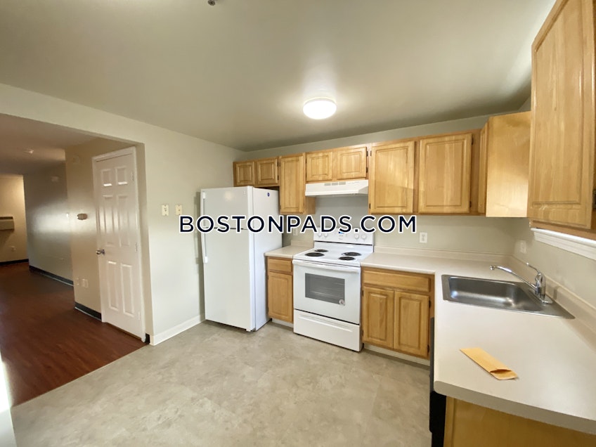 Boston - $3,600 /month