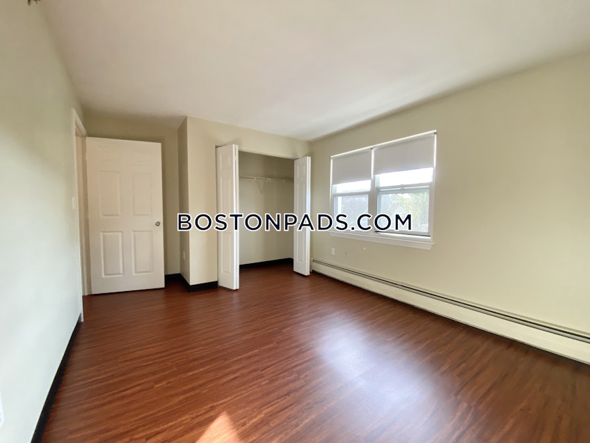 Boston - $3,600 /month