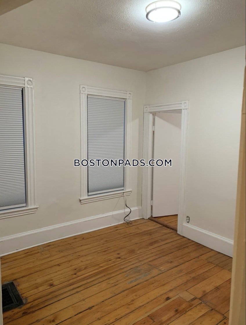 Boston - $2,250 /month