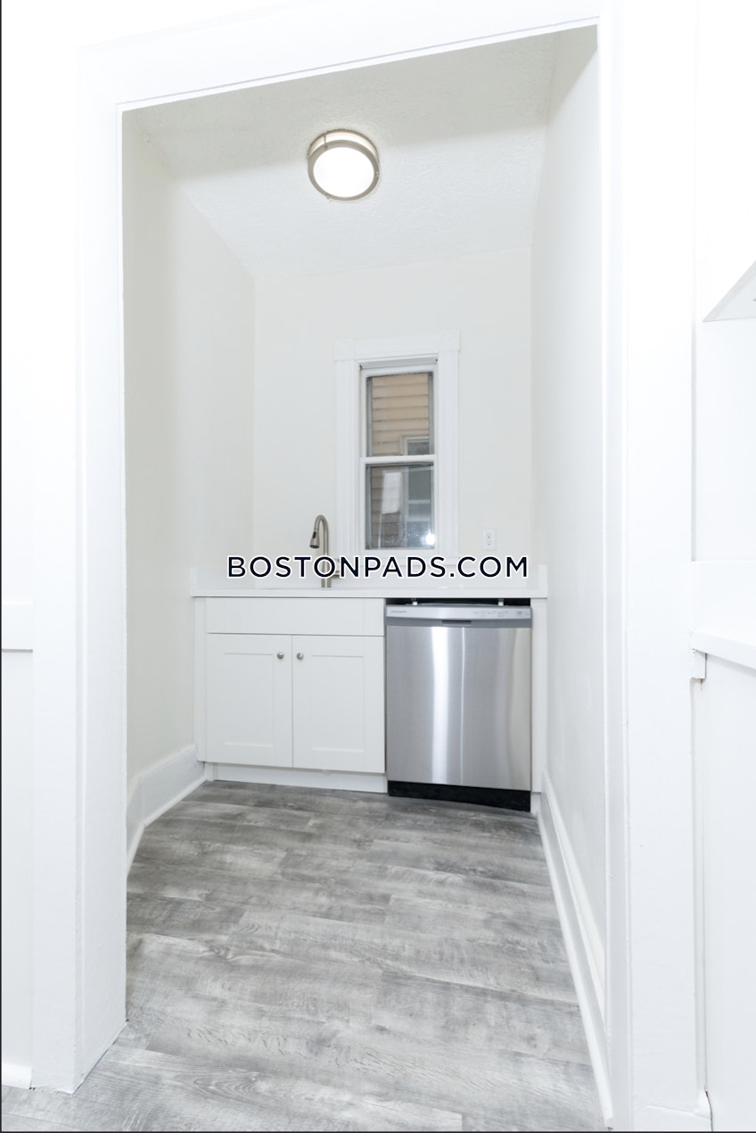 Boston - $2,250 /month