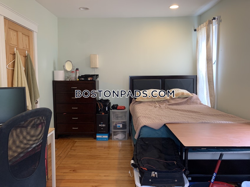 Somerville - $2,800 /month