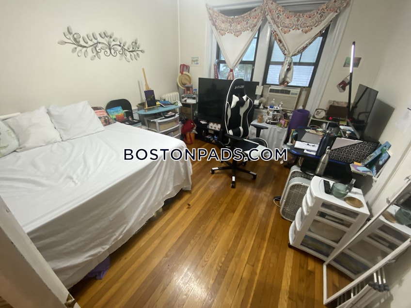 Boston - $2,500 /month