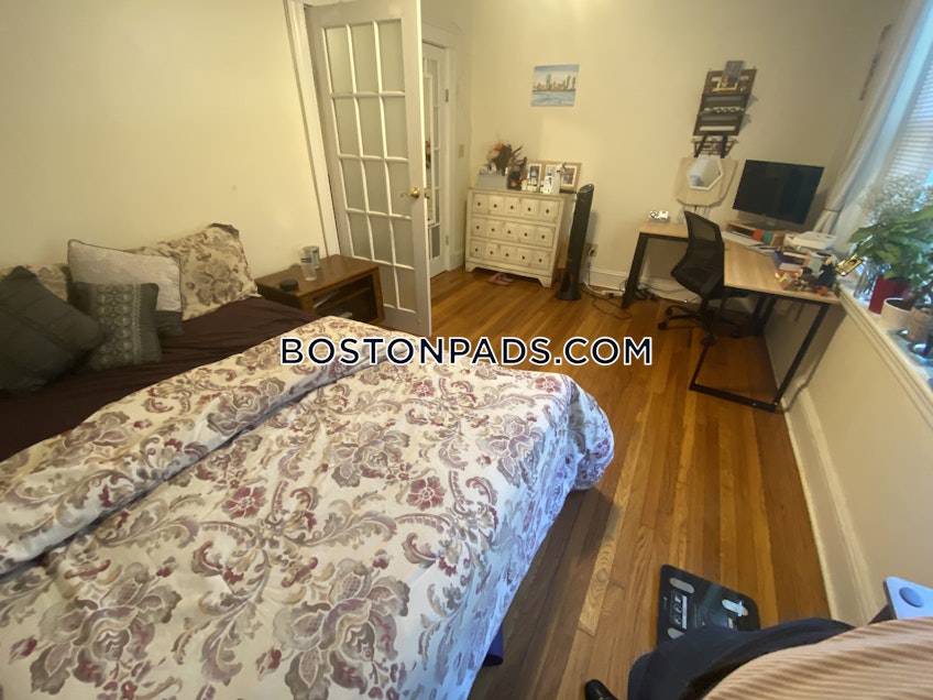 Boston - $2,500 /month