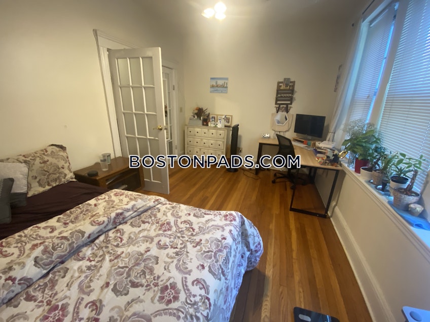 Boston - $2,500 /month