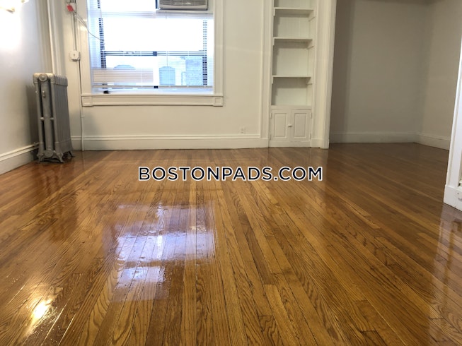 Boston - $2,665 /mo