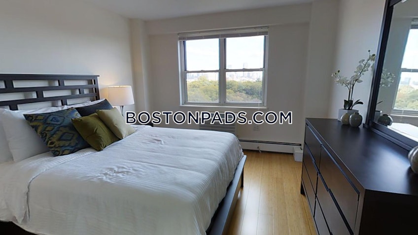 Brookline - $4,600 /month