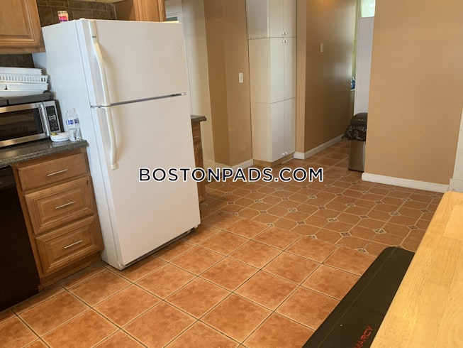 Somerville - $3,100 /mo