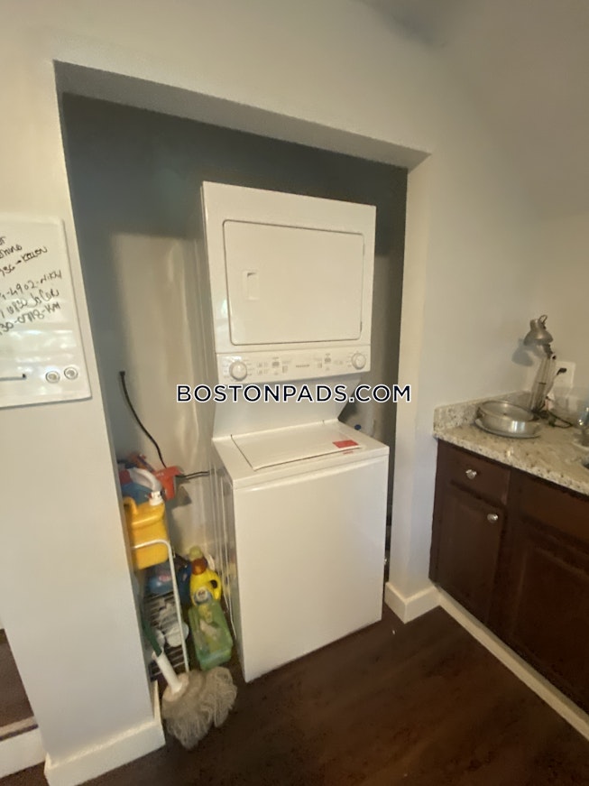 Boston - $4,000 /mo