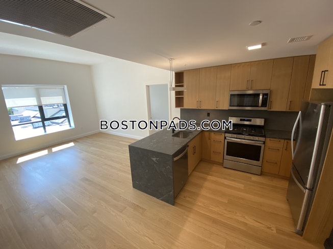 Boston - $5,300 /mo