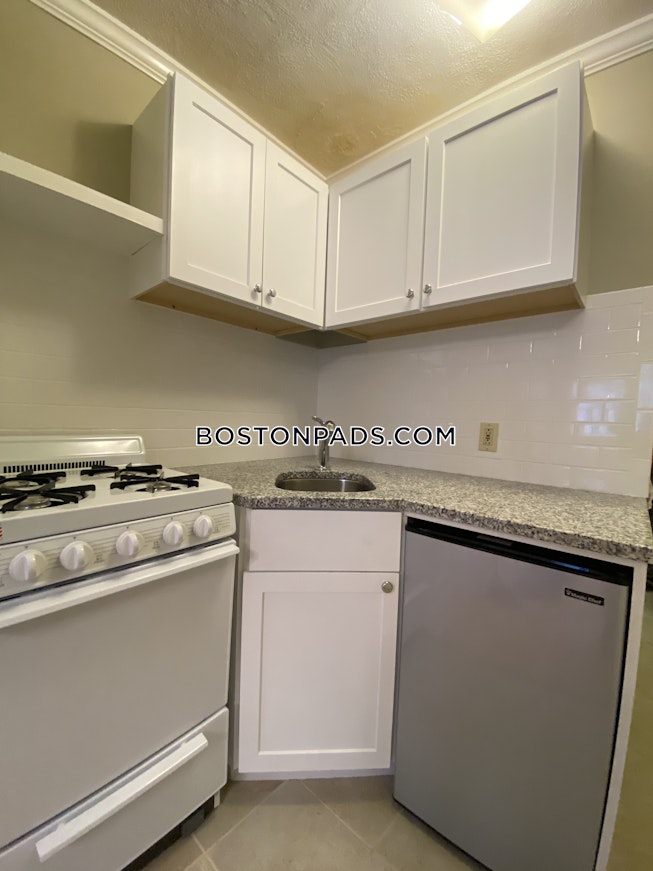 Boston - $2,065 /mo