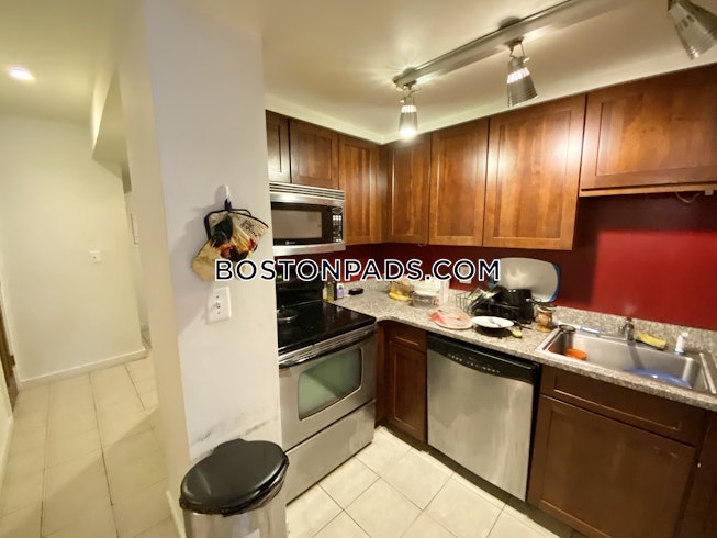 Boston - $4,350 /mo