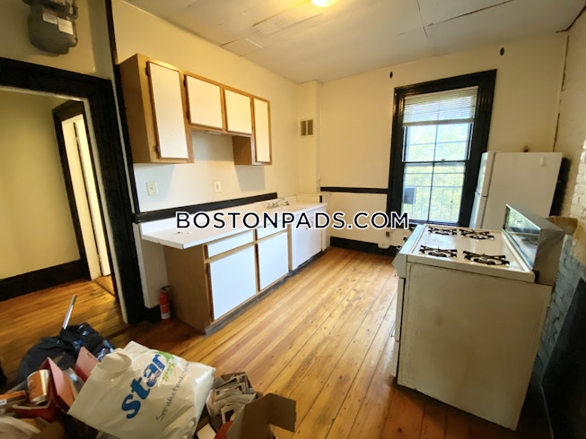 Roxbury Crossing - $1,895 /mo