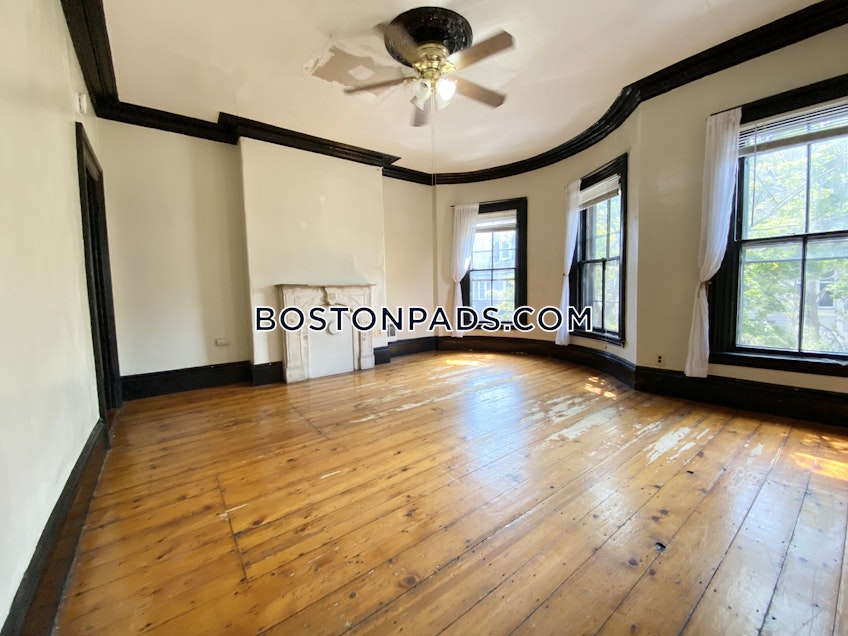 Roxbury Crossing - $1,895 /month