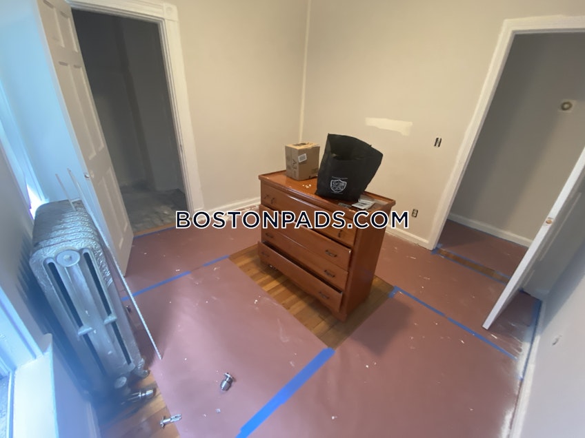 Boston - $2,800 /month