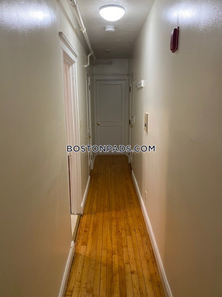 Boston - $2,500 /month